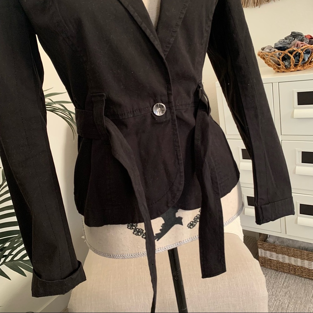 U2 Black Single Button Fitted Classic Belted Blaz… - image 6